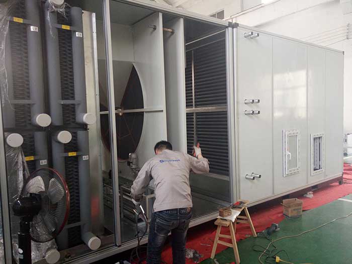 威海某大型化工企業(yè)兩臺10%濕度，40000風量2臺除濕機組